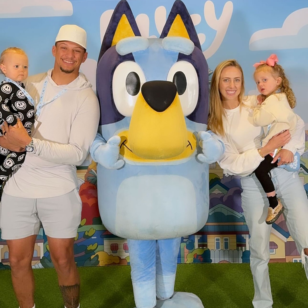 Patrick Mahomes and Brittany Mahomes Bring Their Kids to Meet Bluey Patrick Mahomes and Brittany Mahomes Bring Their Kids to Meet Bluey